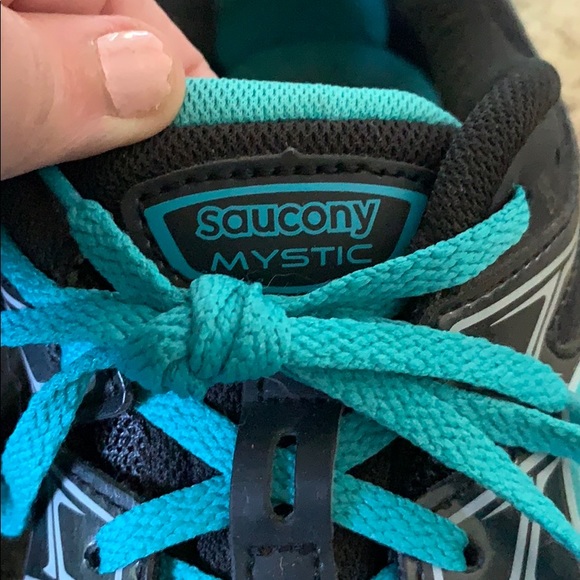 Saucony Mystic sneakers - Picture 2 of 6